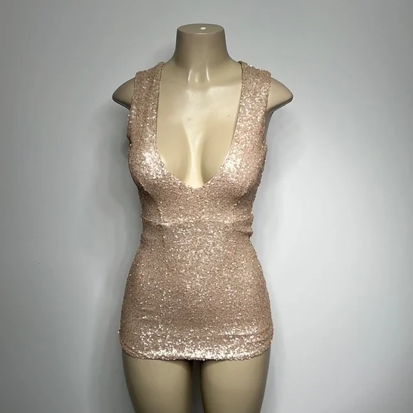 green emerald velvet dress CELINA Gold Sequin Draped Dress main image 0
